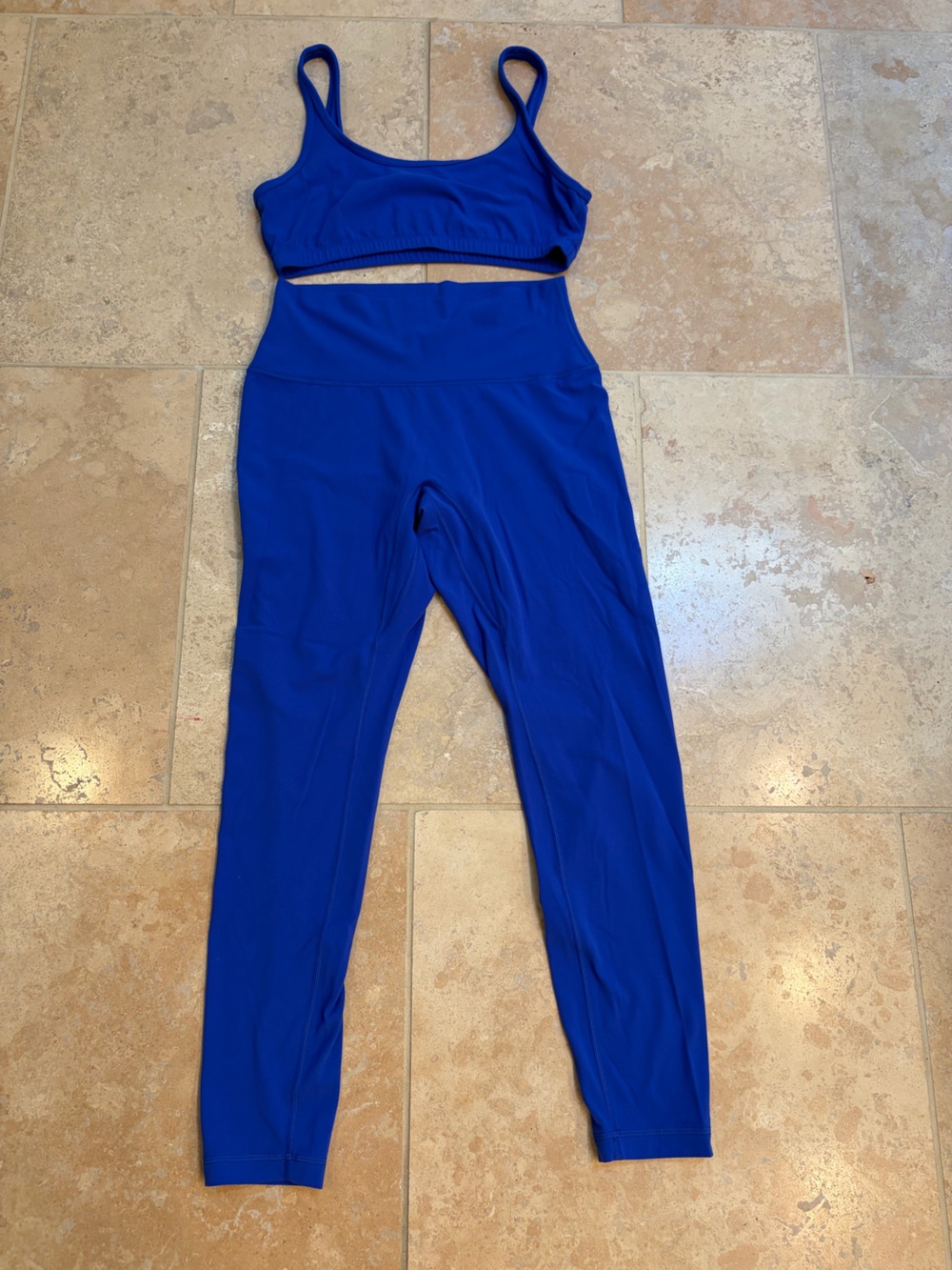 Aritzia Golden set